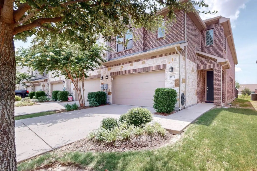 Legacy West, Frisco and Plano, Los Colinas, corporate housing, temp housing, executive rental, executive housing