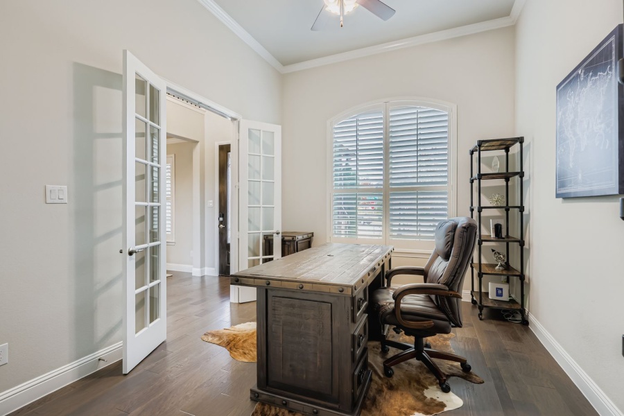 Corporate Housing, Frisco, Plano, Furnished rental, Executive housing, insurance claim housing.